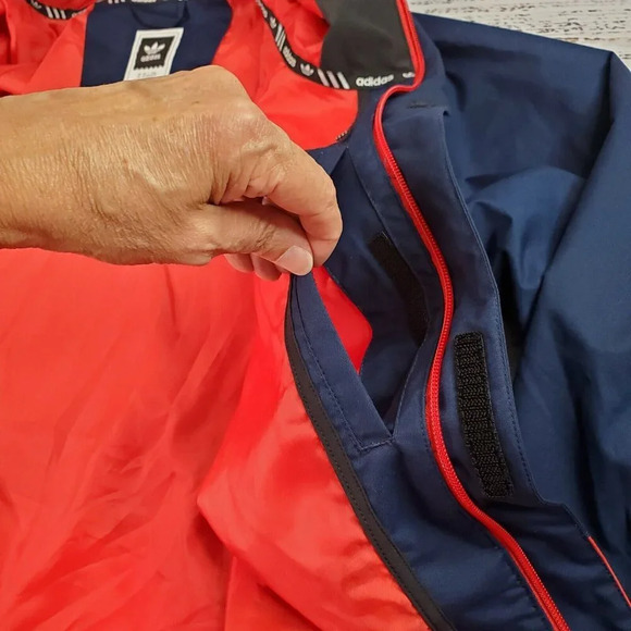 Adidas 10K Riding Jacket Mens XL Navy Red Hooded Windbreaker Snowboard Gorpcore - Picture 13 of 16